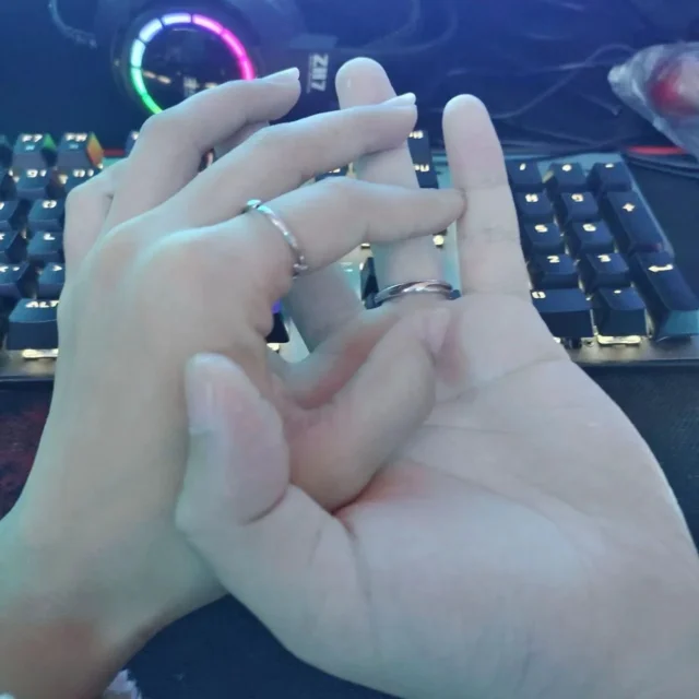 小手一牵 岁岁年年~👫